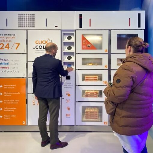 CLICK & COLLECT - Image 2